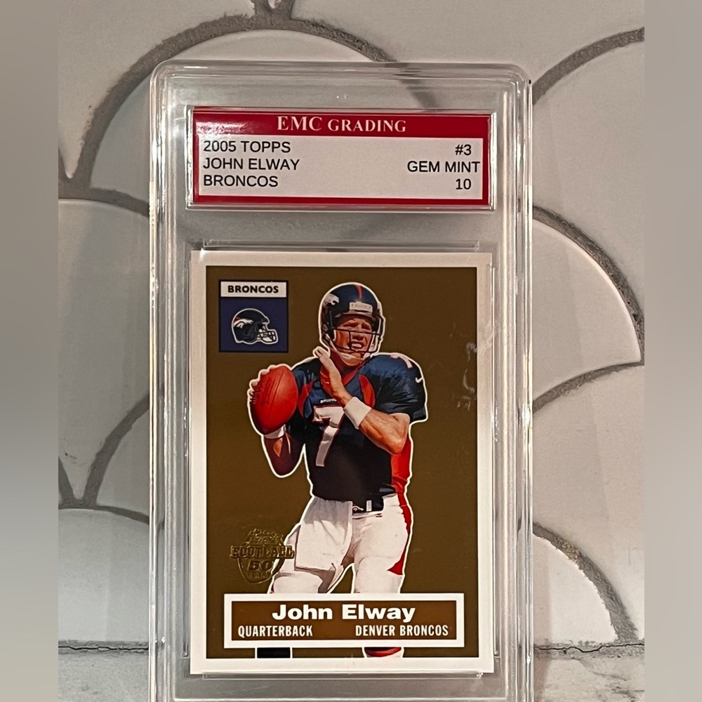 2005 Topps JOHN ELWAY #3 Turn Back the Clock -‎ Graded 10 - Denver BRONCOS